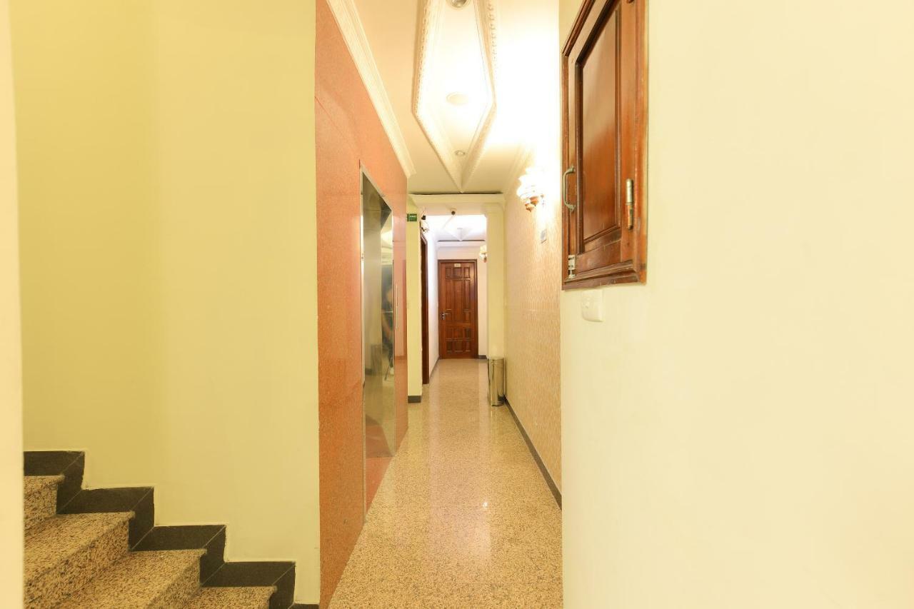 Lucky 2 Hotel & Travel Hanoi Exterior foto
